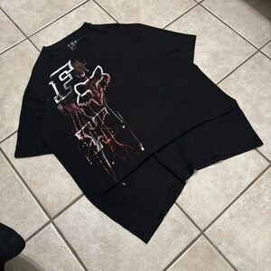 Vintage 2000s black and red Affliction style y2k grunge Fox Racing skater tee